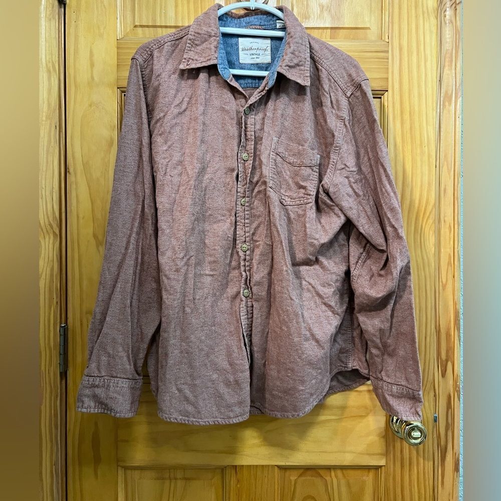 Weatherproof brand size XL men’s heathered red button down shirt